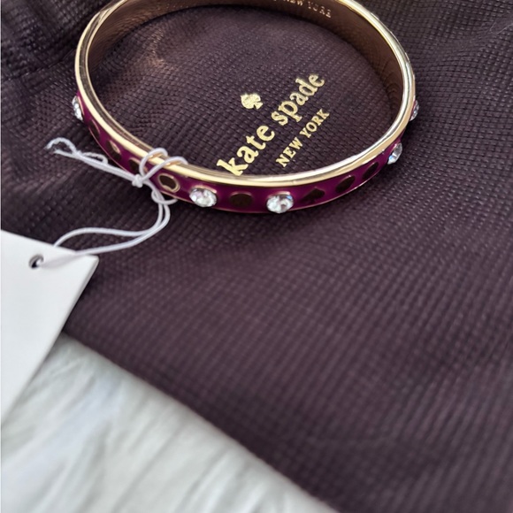 NWT kate spade Find the Spade Gold and Red Heart Bracelet - Picture 6 of 6